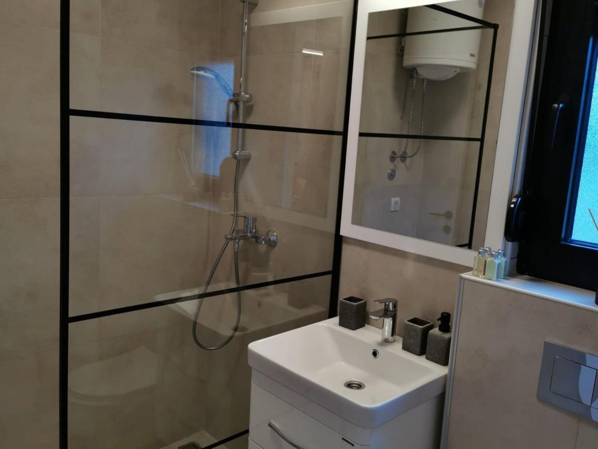 Ehinacea Apartment Ртан Екстериор снимка